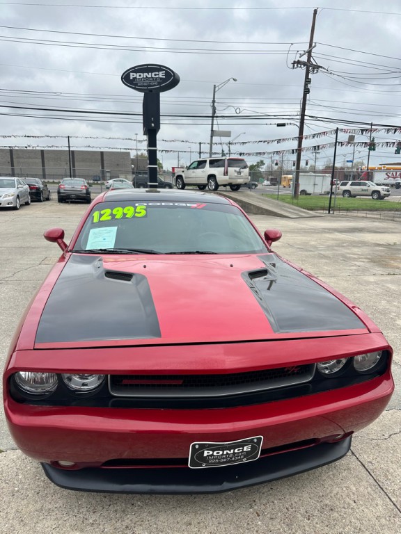 2013 Dodge Challenger Image 1