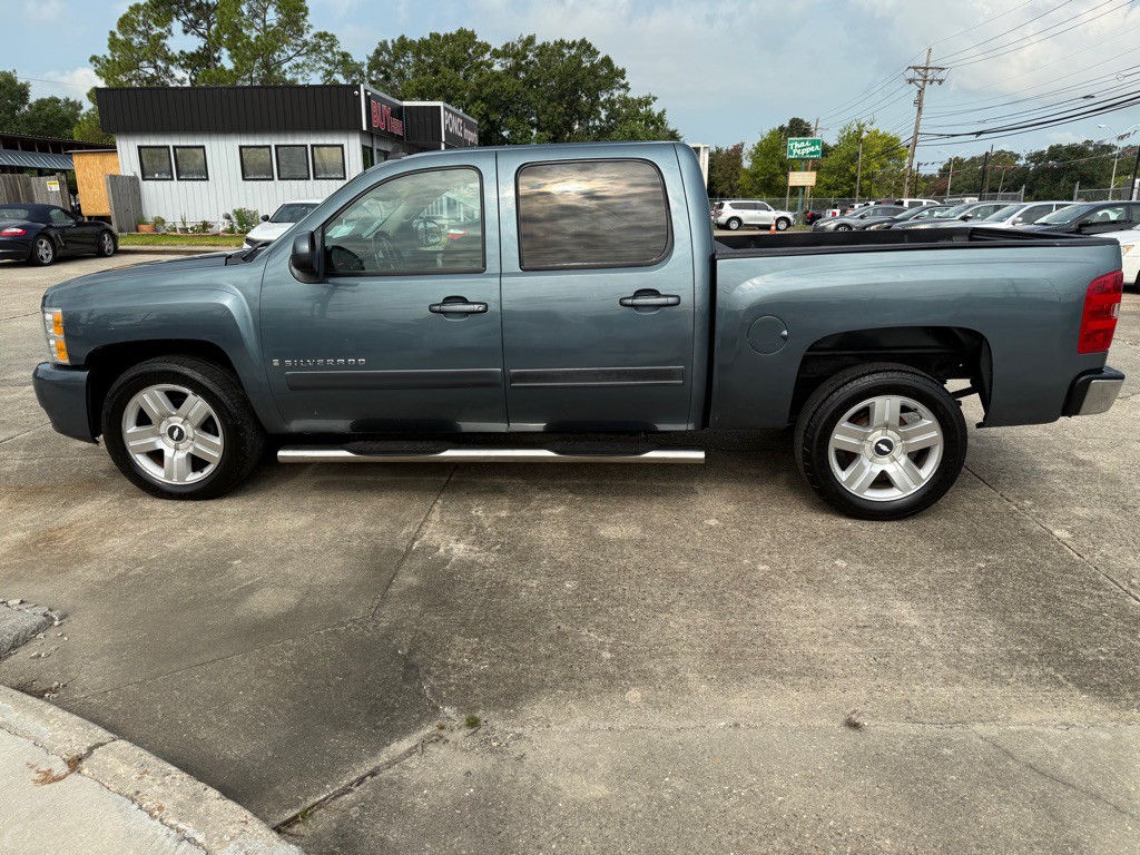 2008 Chevrolet Silverado 1500 Image 3