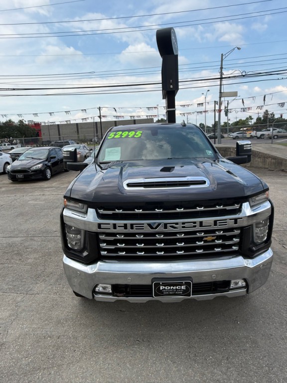 2022 Chevrolet Silverado 1500 Image 1