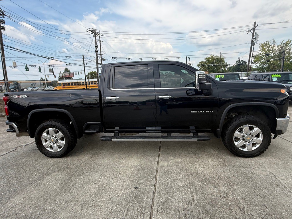 2022 Chevrolet Silverado 1500 Image 4