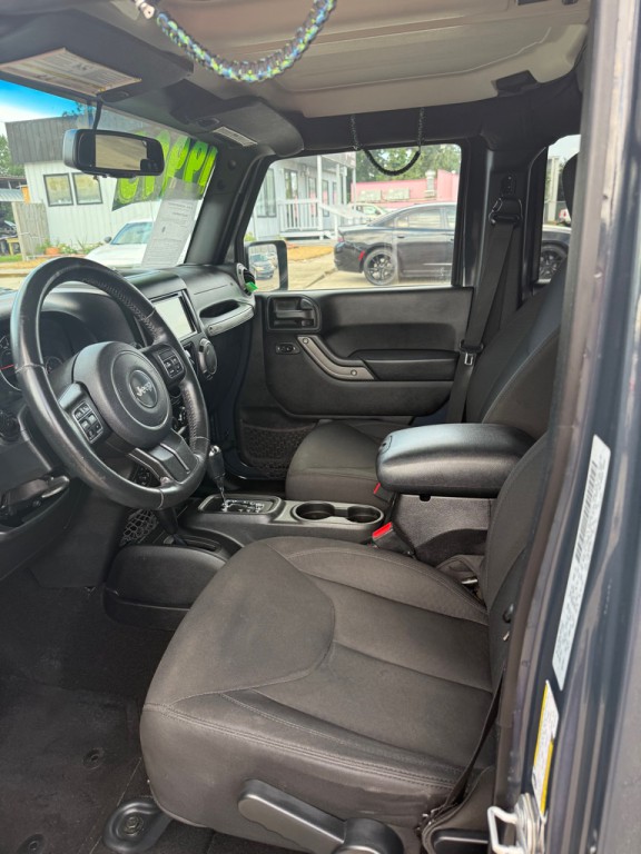 2016 Jeep Wrangler Unlimited Image 9
