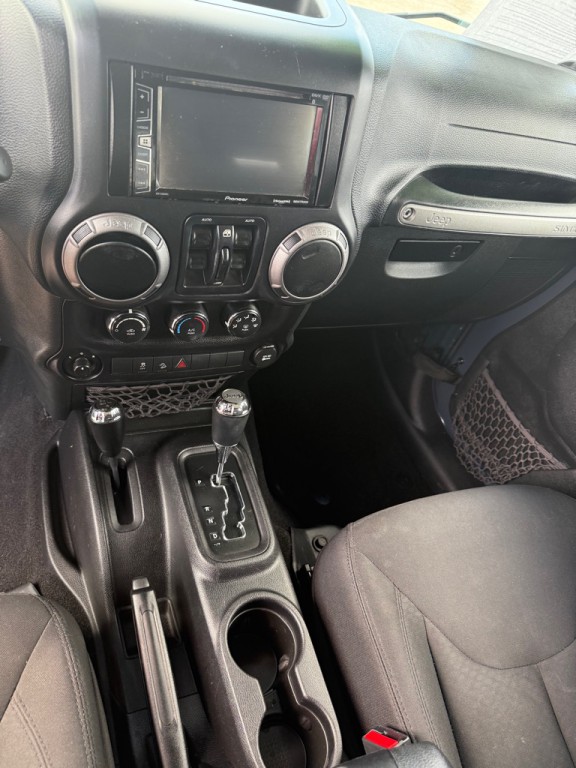 2016 Jeep Wrangler Unlimited Image 11