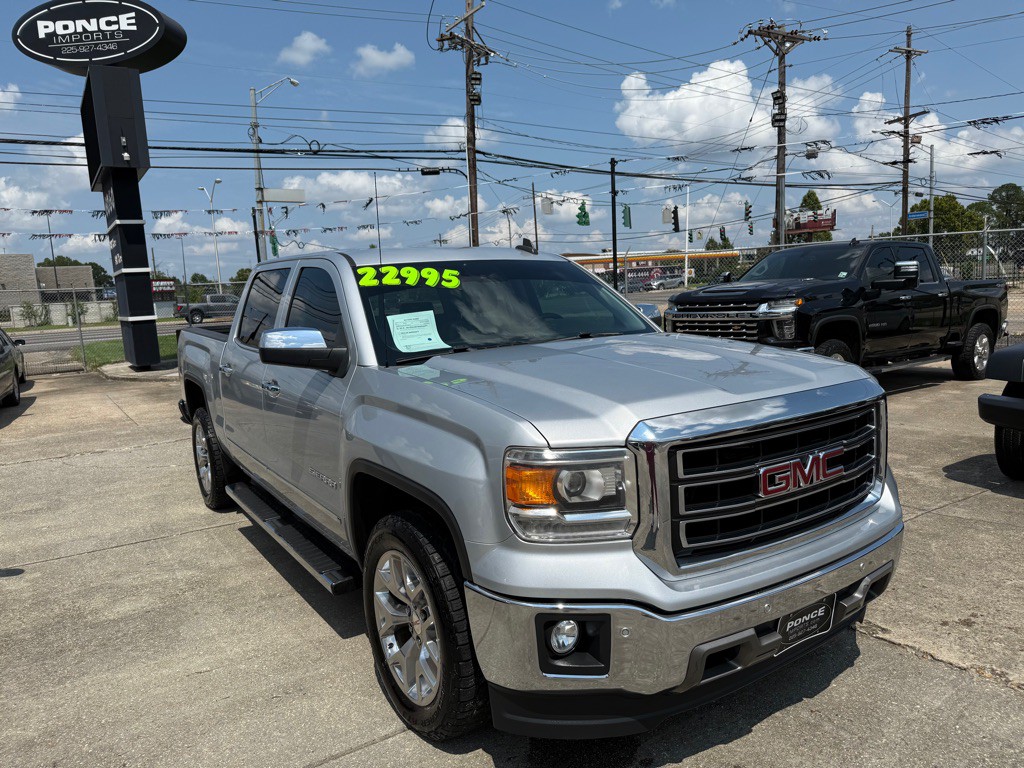 2015 GMC Sierra Image 2