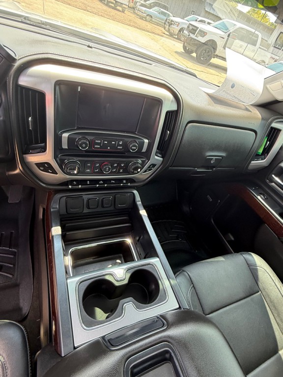 2015 GMC Sierra Image 9