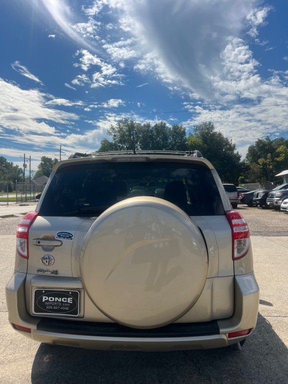 2011 Toyota Rav4 Image 4