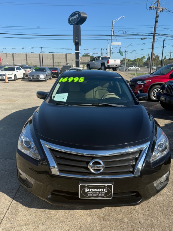 2015 Nissan Altima Image 1