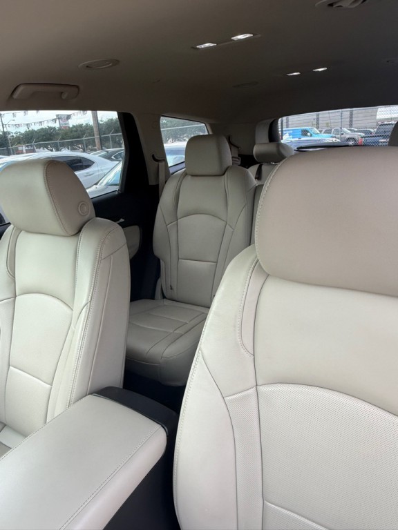 2020 Buick Enclave Image 8