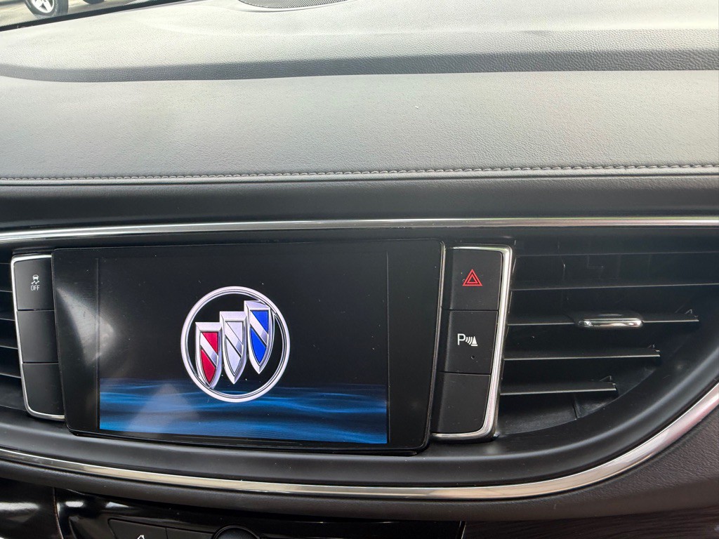 2020 Buick Enclave Image 11