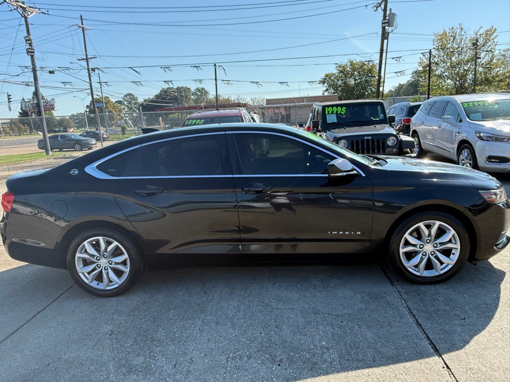 2017 Chevrolet Impala Image 2