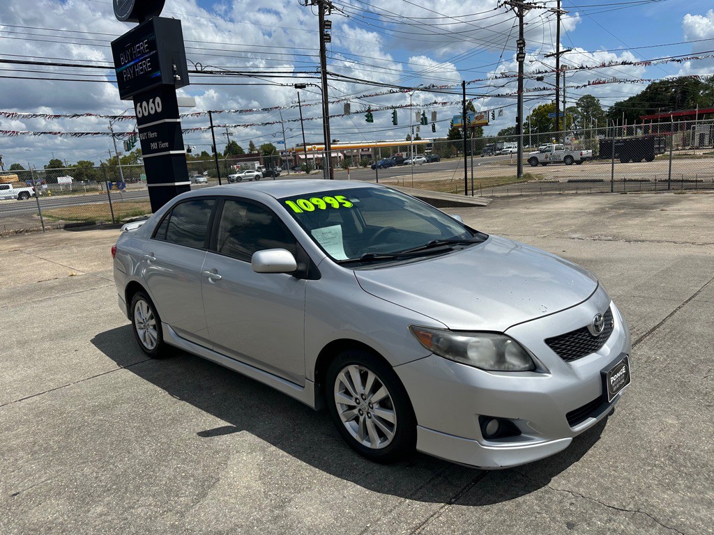 2010 Toyota Corolla Image 2