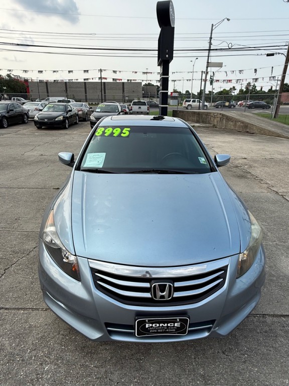 2011 Honda Accord Image 1