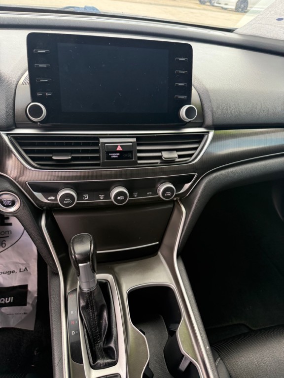 2018 Honda Accord Image 8