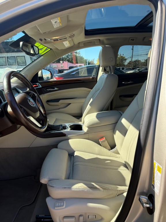 2016 Cadillac SRX Image 8