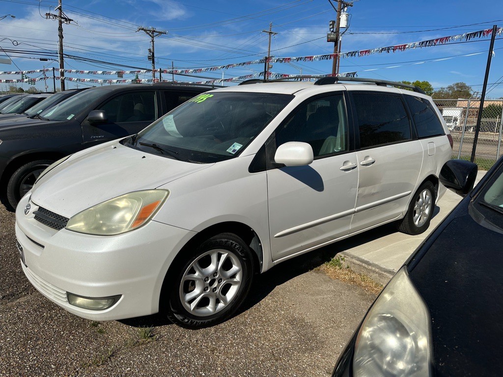2004 Toyota Sienna Image 3