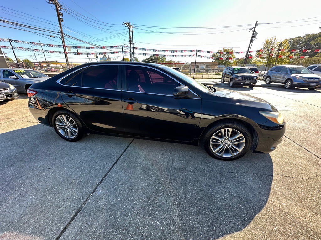 2015 Toyota Camry Image 3