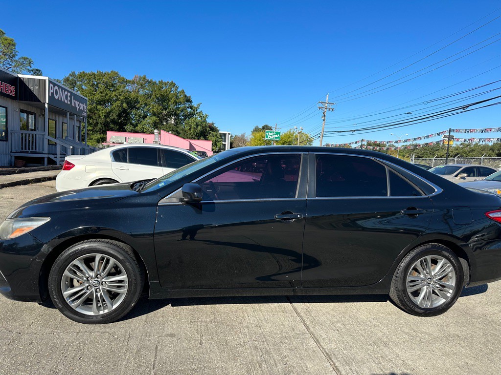 2015 Toyota Camry Image 4
