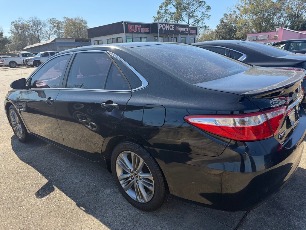 2015 Toyota Camry Image 5