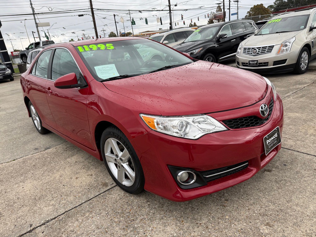 2012 Toyota Camry Image 3