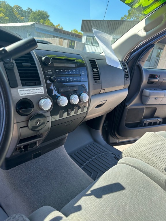 2010 Toyota Tundra Image 9
