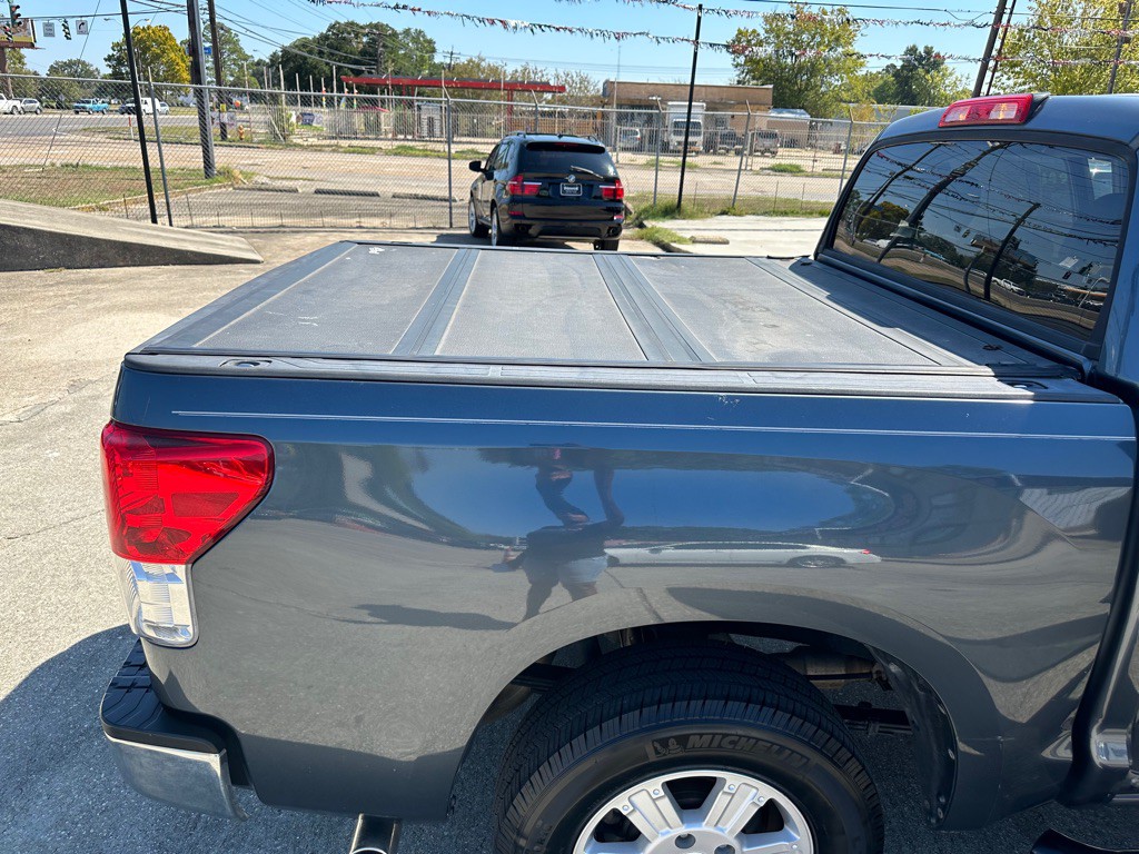 2010 Toyota Tundra Image 11