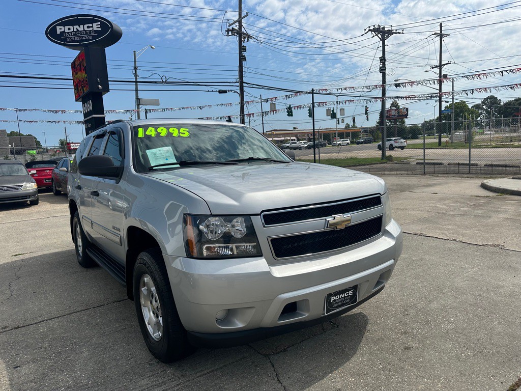 2010 Chevrolet Tahoe Image 2