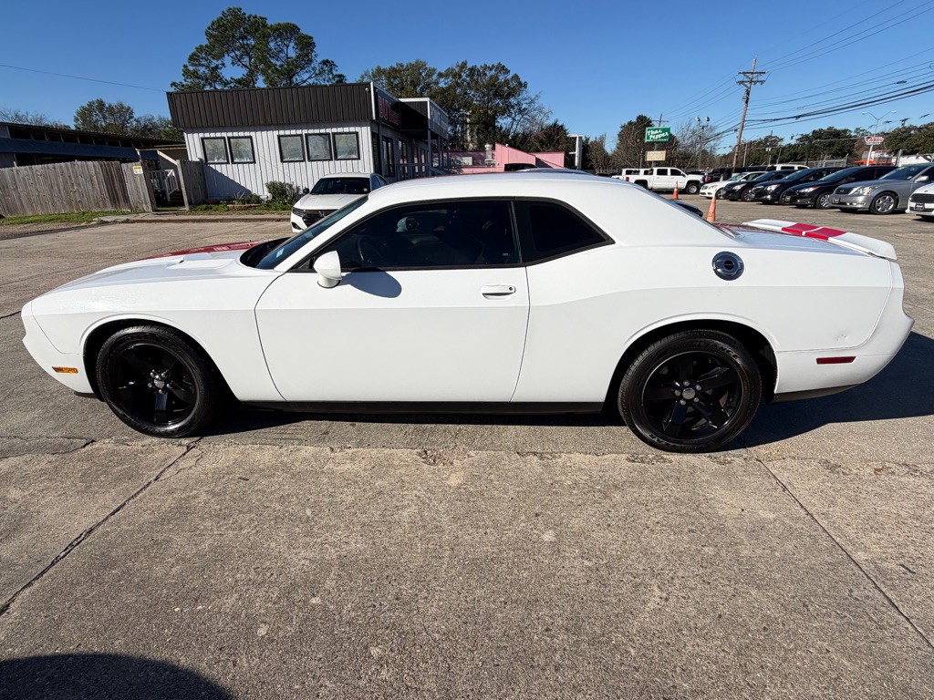 2014 Dodge Challenger Image 3