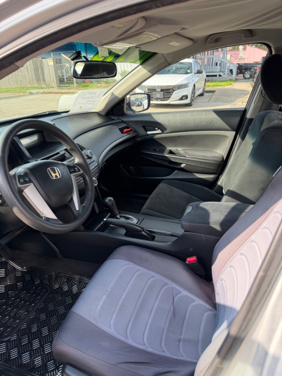 2009 Honda Accord Image 6