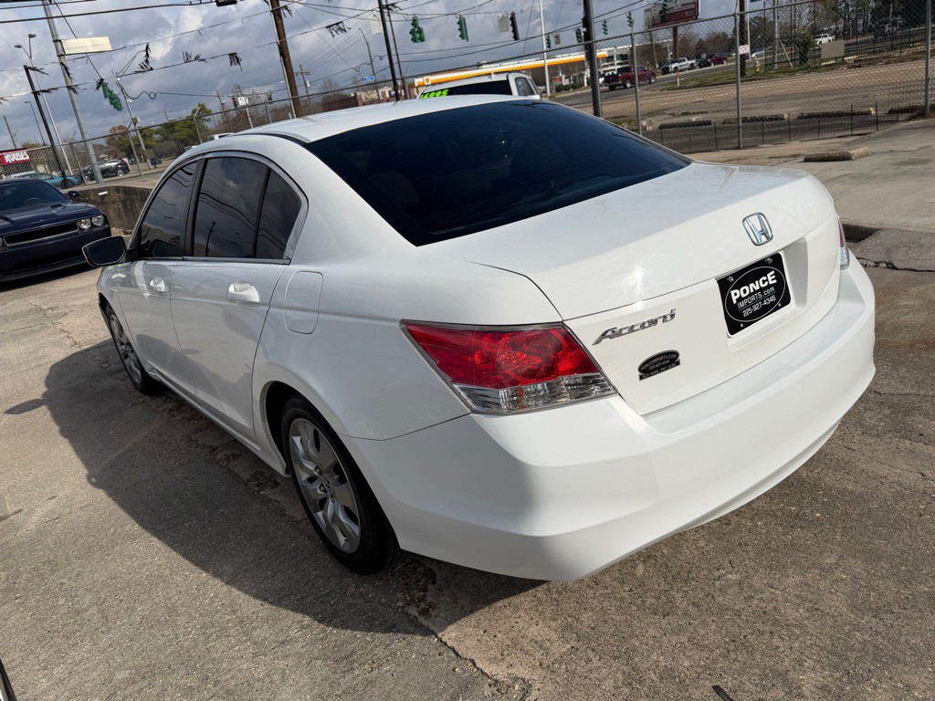 2009 Honda Accord Image 4
