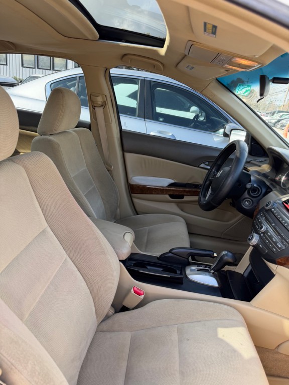 2009 Honda Accord Image 5