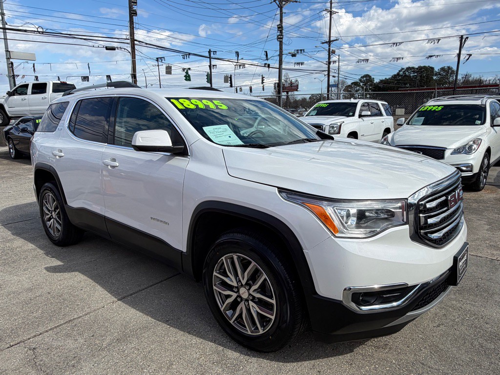 2019 GMC Acadia Image 2