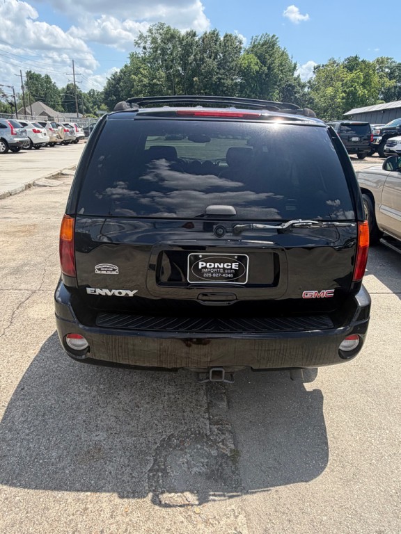 2004 GMC Envoy Image 4