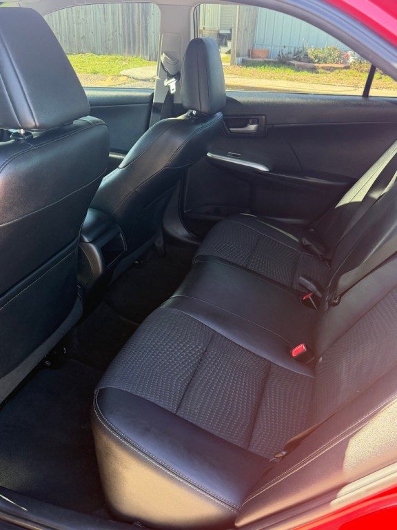 2014 Toyota Camry Image 5