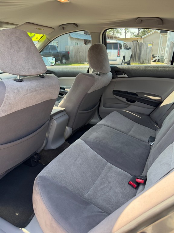 2010 Honda Accord Image 5