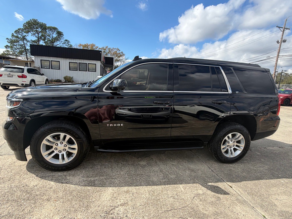 2019 Chevrolet Tahoe Image 3
