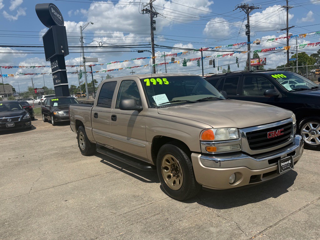 2006 GMC Sierra Image 2