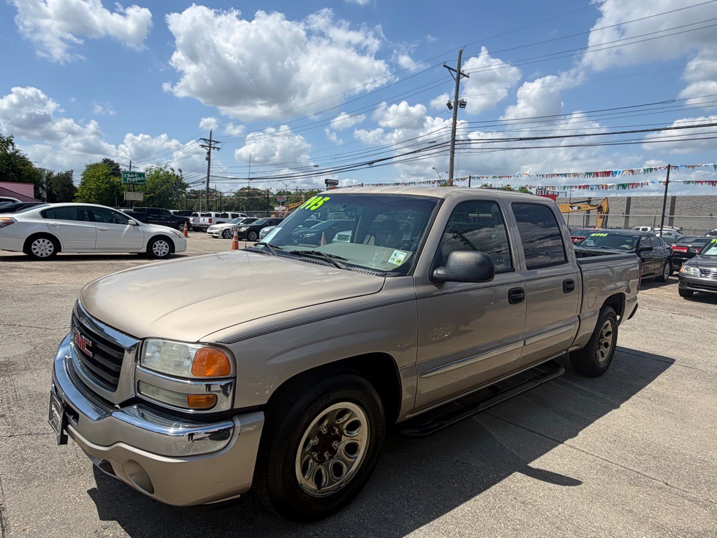 2006 GMC Sierra Image 3