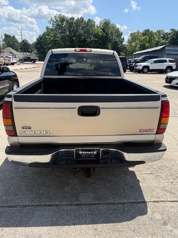 2006 GMC Sierra Image 4