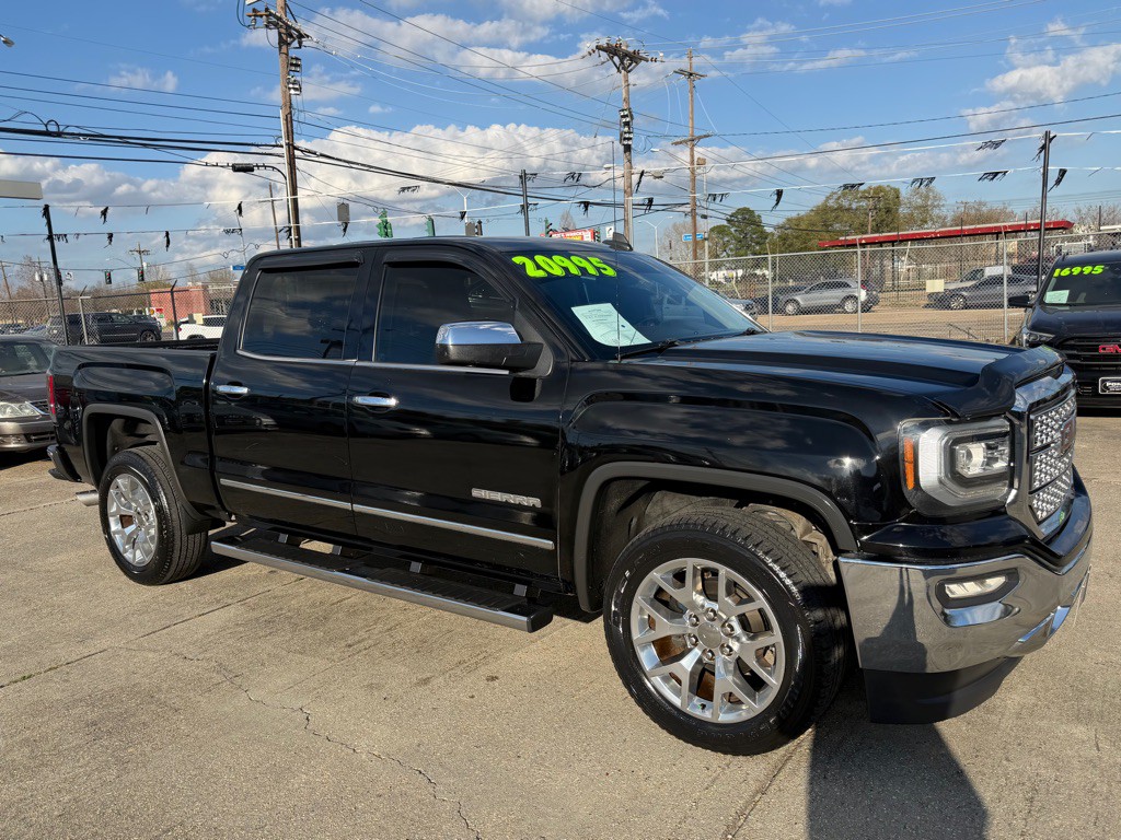 2017 GMC Sierra Image 2