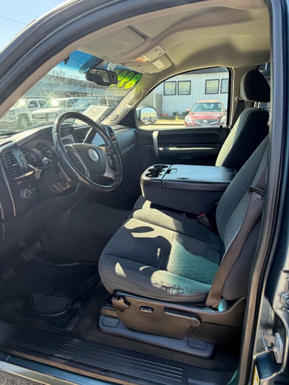 2008 Chevrolet Silverado 1500 Image 8