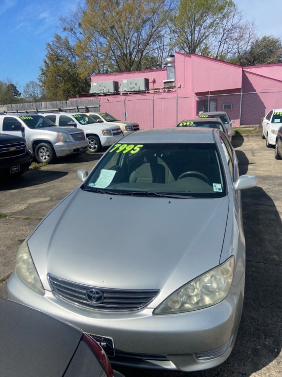 2005 Toyota Camry Image 4