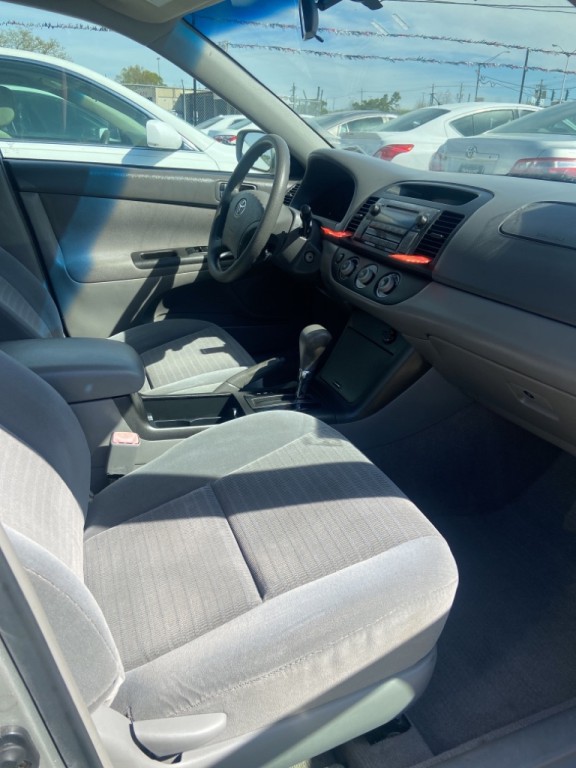 2005 Toyota Camry Image 5