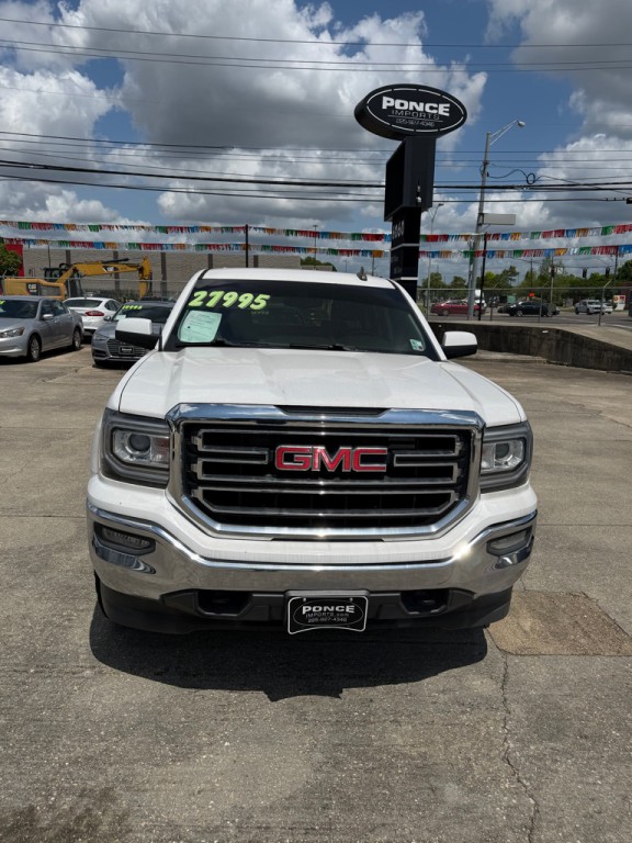 2017 GMC Sierra Image 1
