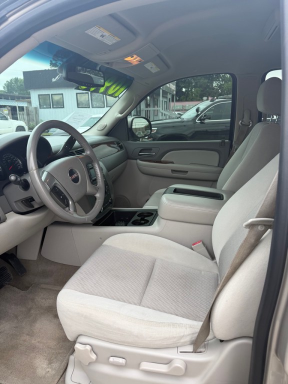 2009 GMC Yukon Image 7