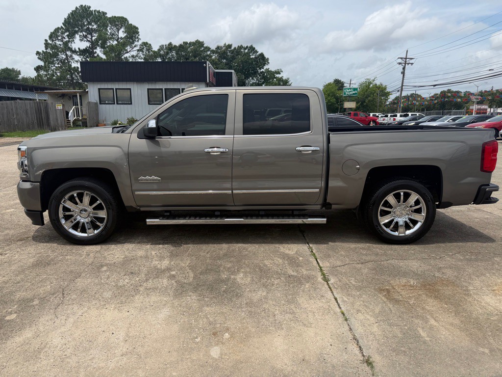 2017 Chevrolet Silverado 1500 Image 3