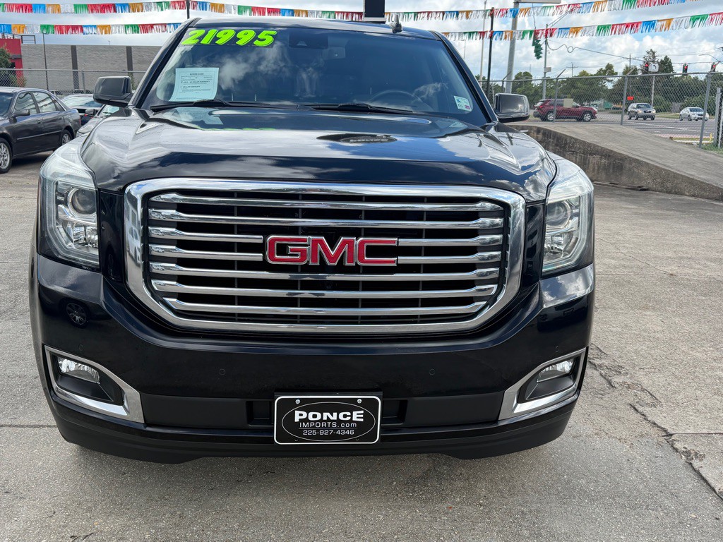 2020 GMC Yukon Image 2