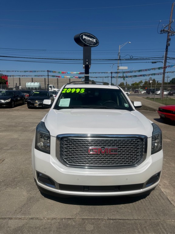 2017 GMC Yukon Image 1