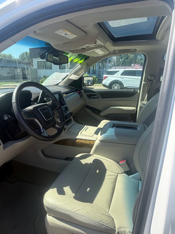 2017 GMC Yukon Image 7