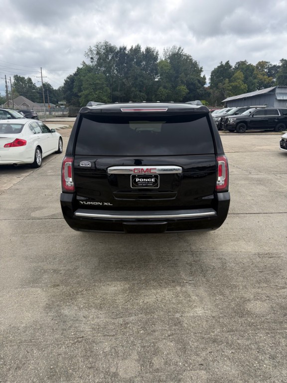 2018 GMC Yukon Image 4