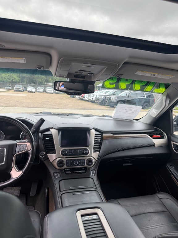 2018 GMC Yukon Image 9