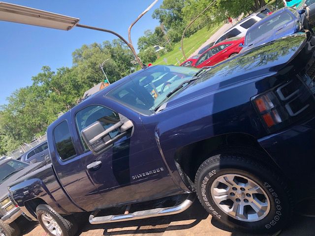 2009 Chevrolet Silverado 1500 Image 1